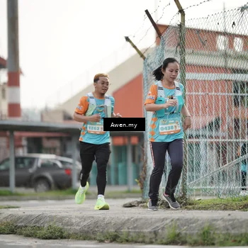 Runner Photo 8330971
