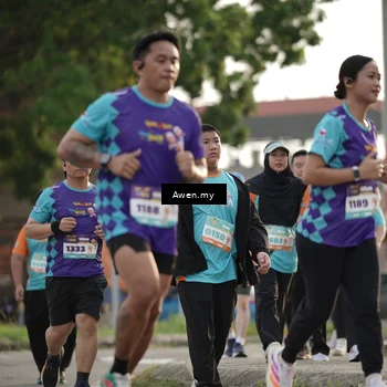 Runner Photo 8330980