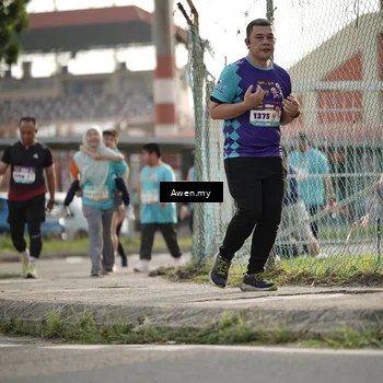 Runner Photo 8330992