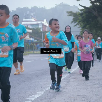 Runner Photo 8331002