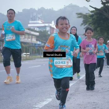 Runner Photo 8331013
