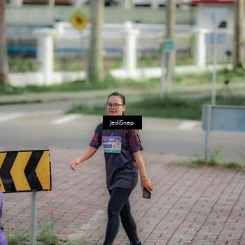 Runner Photo 8331046