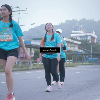 Runner Photo 8331100