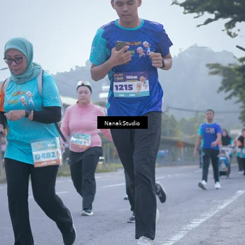 Runner Photo 8331169
