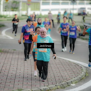 Runner Photo 8331208