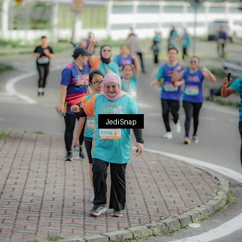 Runner Photo 8331220
