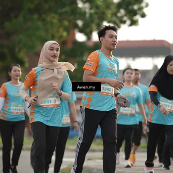 Runner Photo 8331256