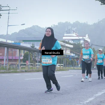 Runner Photo 8331278