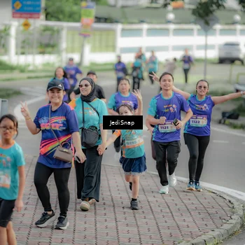 Runner Photo 8331289
