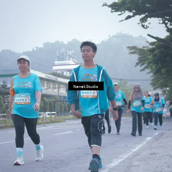 Runner Photo 8331322