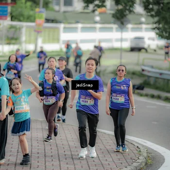 Runner Photo 8331327