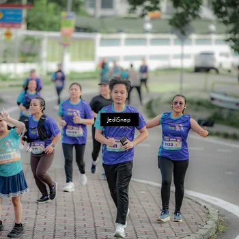 Runner Photo 8331344