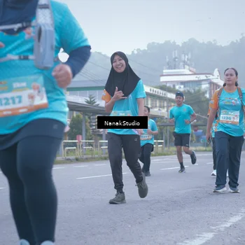 Runner Photo 8331348