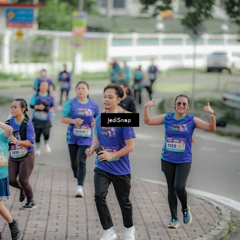 Runner Photo 8331352