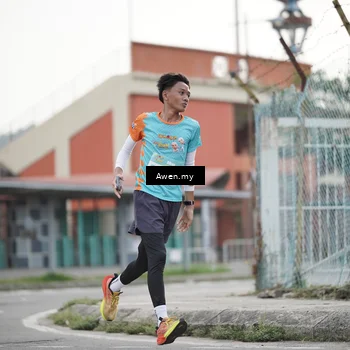 Runner Photo 8331359