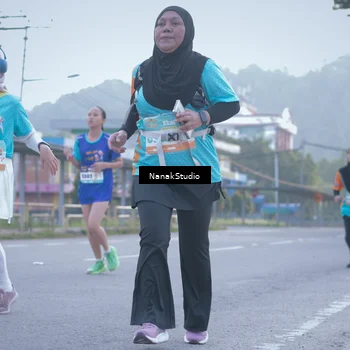 Runner Photo 8331368