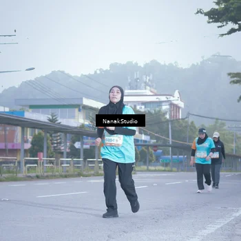 Runner Photo 8331374