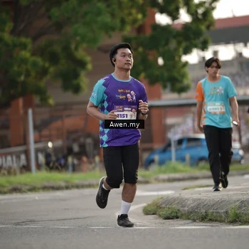 Runner Photo 8331394