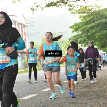 Runner Photo 8331396