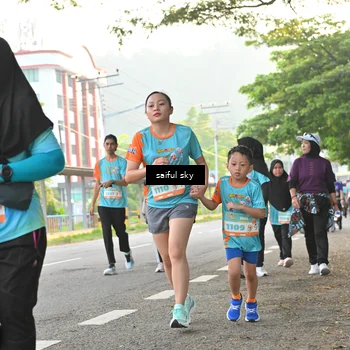 Runner Photo 8331399