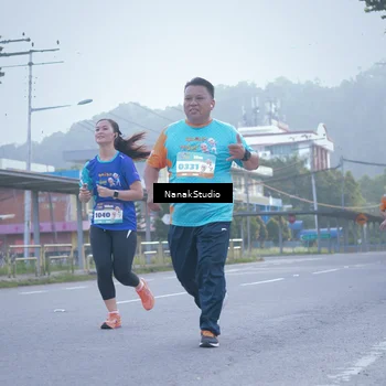 Runner Photo 8331446