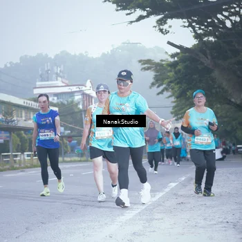 Runner Photo 8331451