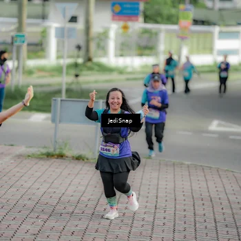 Runner Photo 8331457