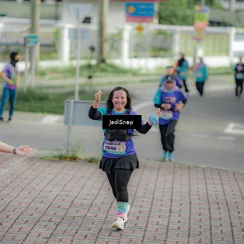 Runner Photo 8331482