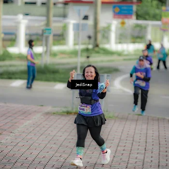 Runner Photo 8331493