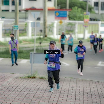 Runner Photo 8331500