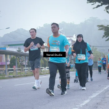 Runner Photo 8331503