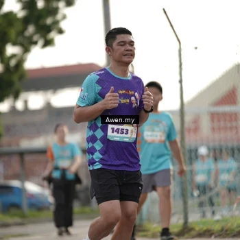 Runner Photo 8331511