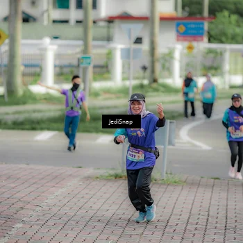 Runner Photo 8331527