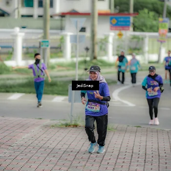 Runner Photo 8331529