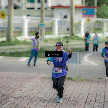 Runner Photo 8331530