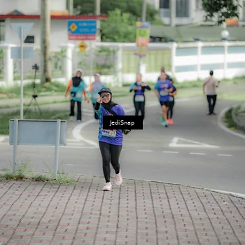 Runner Photo 8331564