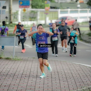 Runner Photo 8331590