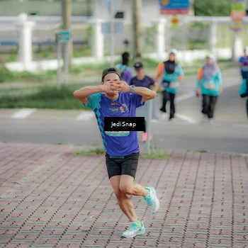 Runner Photo 8331617