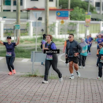 Runner Photo 8331636