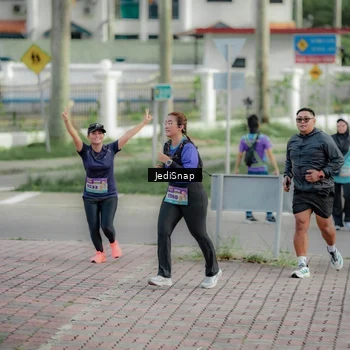 Runner Photo 8331648
