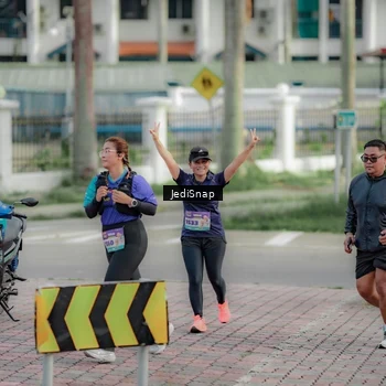 Runner Photo 8331650