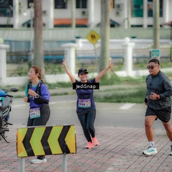 Runner Photo 8331657