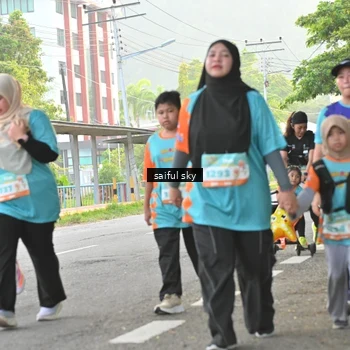 Runner Photo 8331659