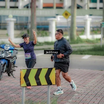 Runner Photo 8331670