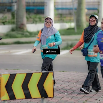 Runner Photo 8331731