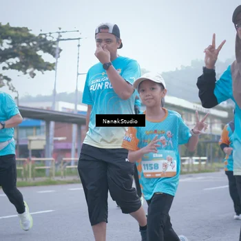 Runner Photo 8331736