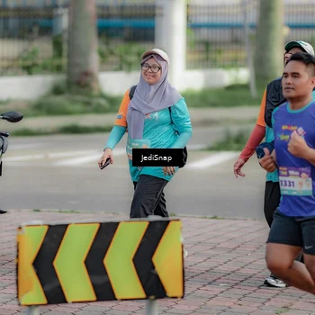Runner Photo 8331739