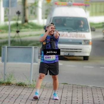 Runner Photo 8331740