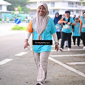 Runner Photo 8331755