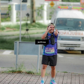 Runner Photo 8331761